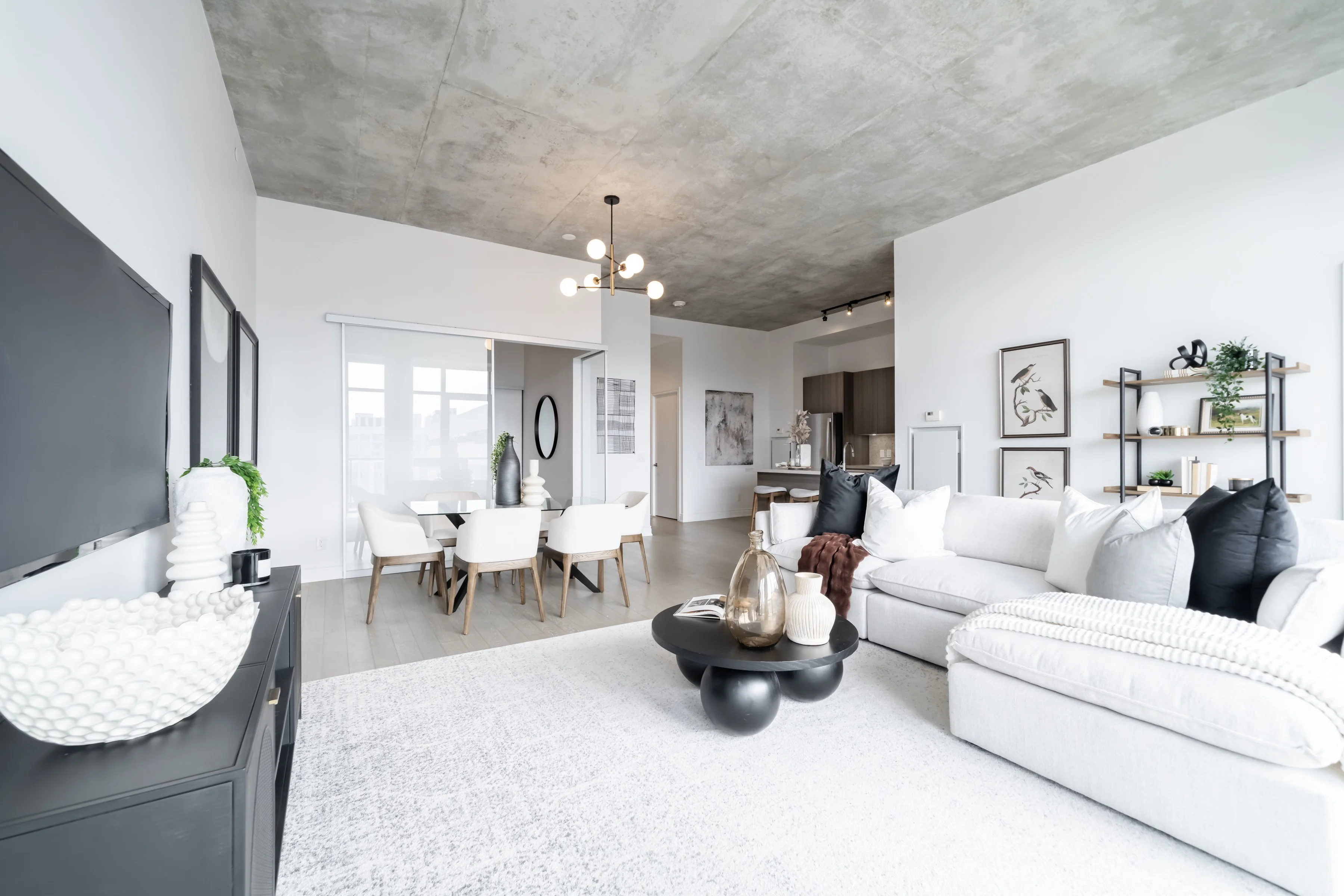 Professionally staged living room, Toronto, Kelly Allan Design